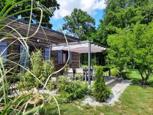 Maisons de vacances Ferme des Poulardieres : Maison 2 Chambres