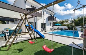 Gorgeous Home In Pula With Outdoor Swimming Pool