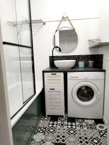 Maisons de vacances Maison confortable a Hourtin 45 m² avec piscine partagee sur place ! : photos des chambres