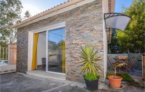 Maisons de vacances Nice home in Mezzavia with Outdoor swimming pool and WiFi : photos des chambres