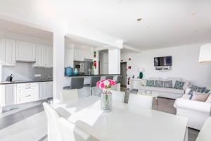 Old Town Beach Apartments