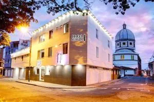 Aparta Hotel El Faro Buga - 卡利马