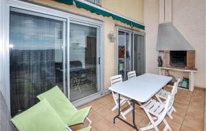 Amazing Apartment In Le Barcarès