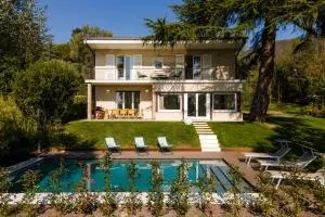 Villa dei Lauri - villa vista lago con piscina - Montecucco