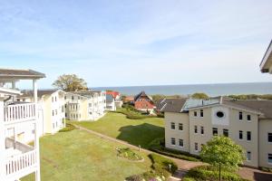 mit Meerblick und Balkon, gratis Nutzung vom AHOI Erlebnisbad und Sauna in Sellin - Meeresblick FeWo 27