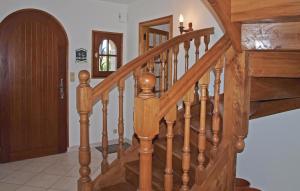 Maisons de vacances 4 Bedroom Amazing Home In Pleubian : photos des chambres