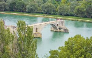 Appartements Awesome Apartment In Avignon With Wifi, 1 Bedrooms And Heated Swimming Pool : Appartement 1 Chambre