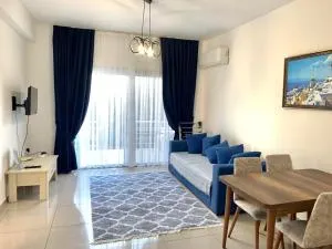 Beautiful & Quiet Two-Bedroom Apartment with Private Garden Lukomorye C1 - Karavas