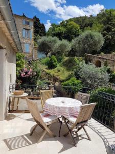 Maison provençale en pierre naturelle à Gigondas