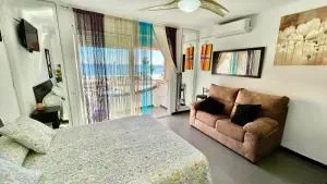 Bulto Carihuela - La Carihuela