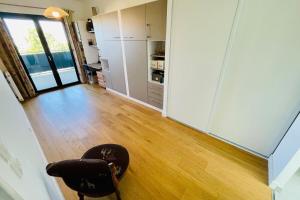 Appartements Apartment With Parking 2 Bedrooms & Furnished Terrace : photos des chambres