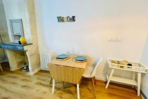 Appartements Furnished Studio in A Quiet Authentic Area Near All Amenities : photos des chambres