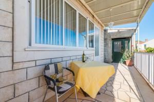 One-Bedroom Apartment with Balcony room in Guesthouse Home Sweet Home
