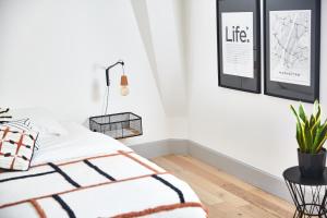 B&B / Chambres d'hotes Demeure de Manneville - SPA - 1Km des plages de Cabourg : photos des chambres