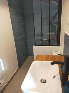 Logement entier dans village calme