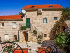 Holiday house Buljanovi Dvori with private pool