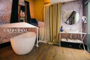 Deluxe Suite room in Hotel Cathedral