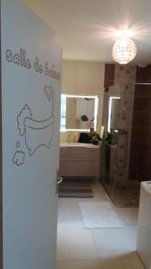 Chambre chez lhabitant LGBT près de la plage naturiste de Granville