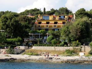 Apartments Figarola