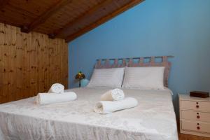 Frosos Beachfront Maisonette Acharavi