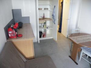 APPARTEMENT F2 DE 30M2- REPOS MOINS CHER