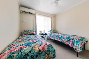 Charming CBD Apt 3bd 2bth - walk to Waterfront