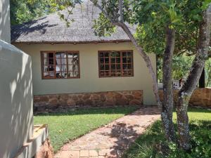Milkwood Cottage Mabalingwe