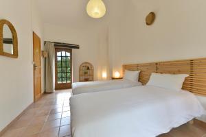 Hotels Domaine De Fraisse : photos des chambres