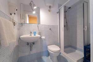 P.C. Boutique Medina H. Napoli Centro, by Clapa Group