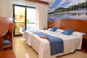 Double Room with Terrace room in Hotel Portonovo