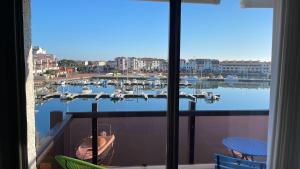 Appartements T2 sur Marina avec vue spectaculaire : photos des chambres