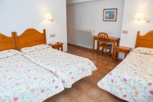 Double Room with Extra Bed room in El Pilar