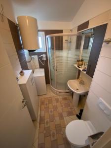 Apartments-LUCKY STAR,NOVALJA -PAG