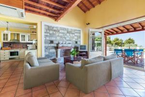 Villa Jasmine - Peaceful Sunset View Retreat