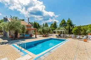 Villa Jasmine - Ditropo