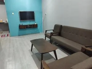 Alish Homestay Gua Musang with Free WiFi, Netflix - Kampong Batu Papan