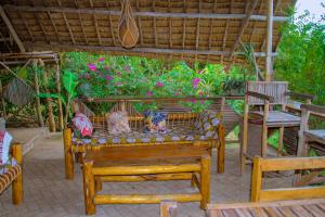 Mikoko Beach & Cottages