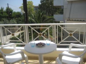 Almare (Τρίκλινο Δωμάτιο)