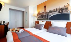 Hotels Alyss Saphir Cambronne Eiffel : photos des chambres