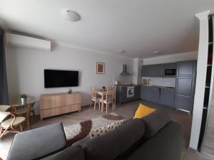 Apartment Sea Breeze in Green Life Sozopol