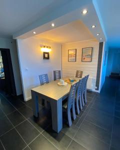 Appartement en entrée de ville avec balneo
