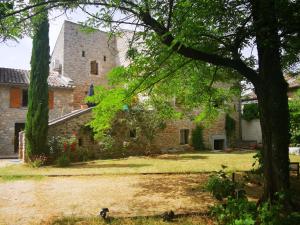 Maisons de vacances Bastide du Barry - Centre historique de Vallon Pont d'arc : photos des chambres