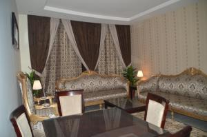 Deluxe Suite room in Julanar Alsharq Suites