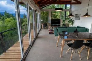 Entre Arboles Aparts - Golondrinas