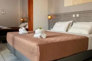 安娜·卡特琳娜公寓酒店 - 普拉塔尼亚斯