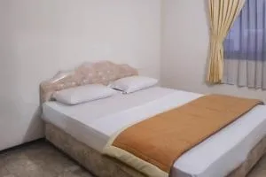 Mataram Cottage Syariah Mitra RedDoorz - Cibadak