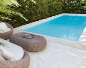 Ultra-Modern Living, Luxe 4BR with Private Outdoor Pool