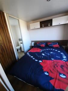 Grand mobilhome spacieux 8 places Fréjus avec piscine payante