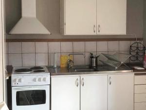 5 person holiday home in KUNGSHAMN-By Traum