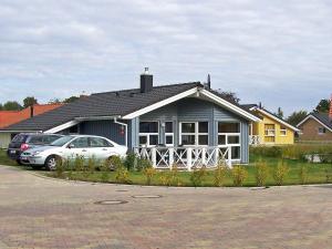 6 person holiday home in GROEMITZ